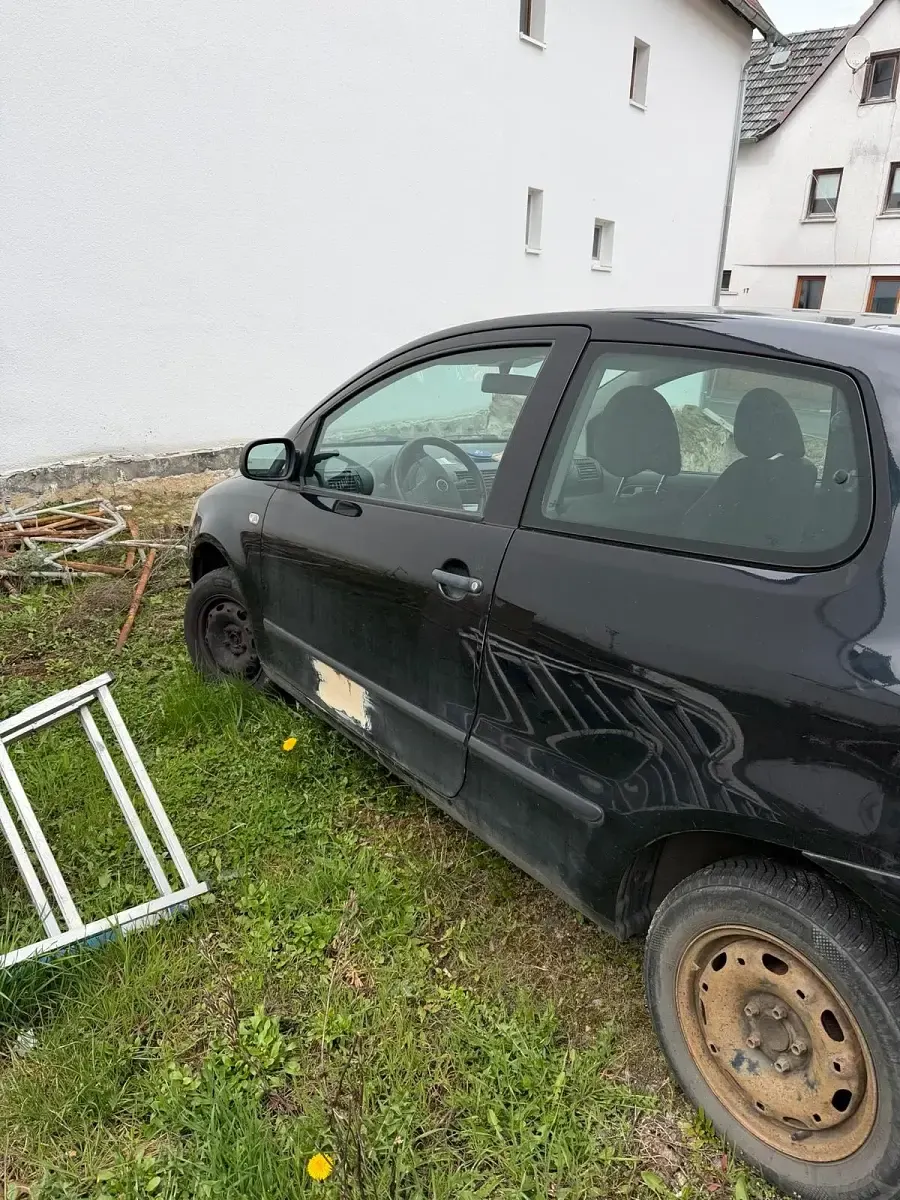 Second-hand VW Fox 54 CP (39 kW) 2008 Negru Hatchback