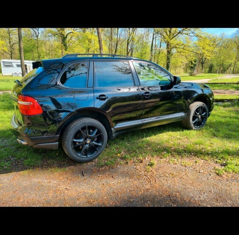 Schwarz Gebraucht 2009 Porsche Cayenne SUV | 13.999 € (Fairer Preis) - Bild 1/4