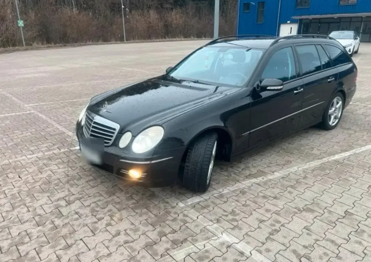 Gebraucht Mercedes E280 Avantgarde 190 PS (139 kW) 2006 Kombi
