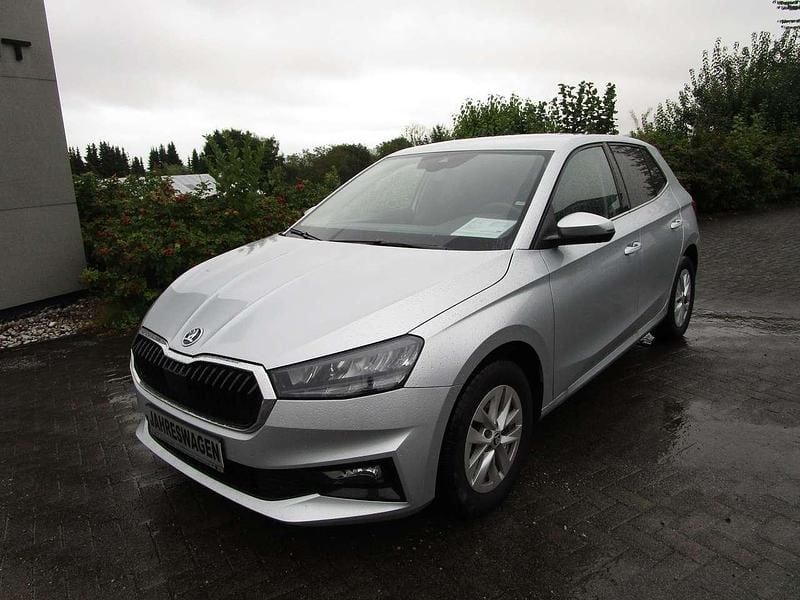 Gebraucht Skoda Fabia Selection 95 PS (69 kW) 2024 Silber Kleinwagen