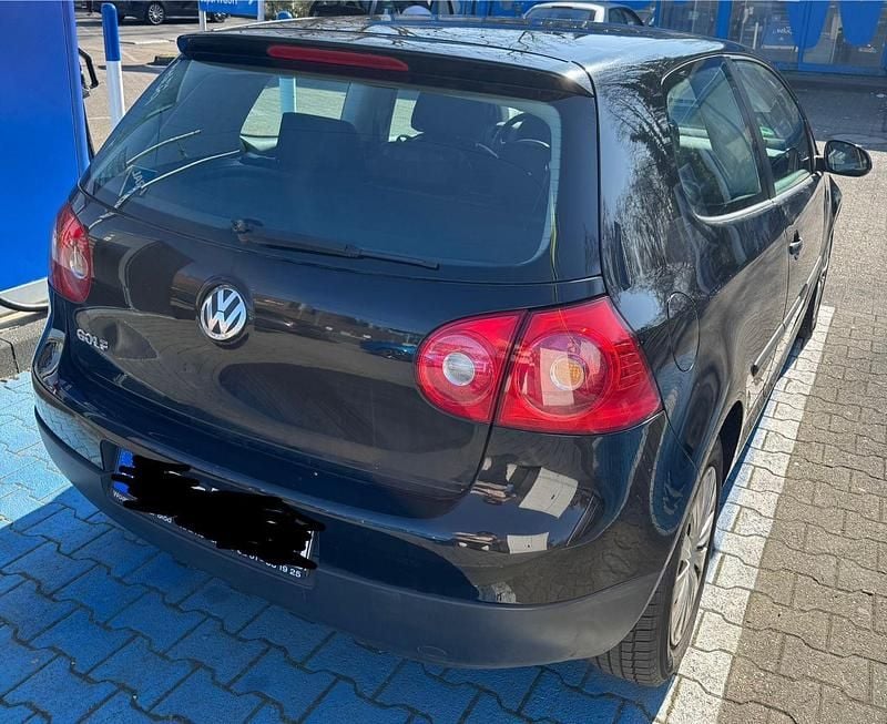Gebraucht VW Golf IV 75 PS (55 kW) 2004 Schwarz Limousine