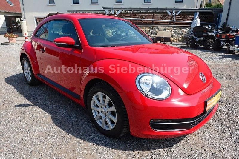 Second-hand VW Beetle 105 CP (77 kW) 2016 Roșu Hatchback