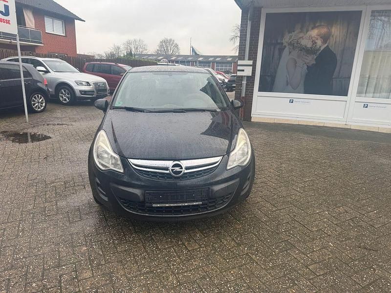 Gebraucht Opel Corsa Edition 101 PS (74 kW) 2012 Limousine