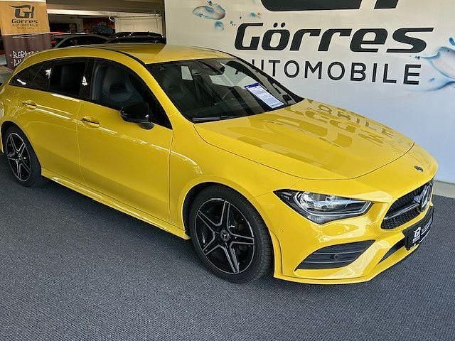 Gelb Gebraucht 2020 Mercedes CLA200 Shooting Brake AMG line Kombi | 22.999 € (Fairer Preis) - Bild 1/4