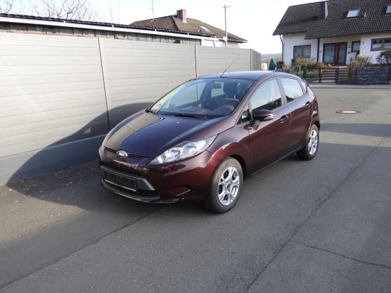 Gebraucht Ford Fiesta 82 PS (60 kW) 2009 Violet Kleinwagen