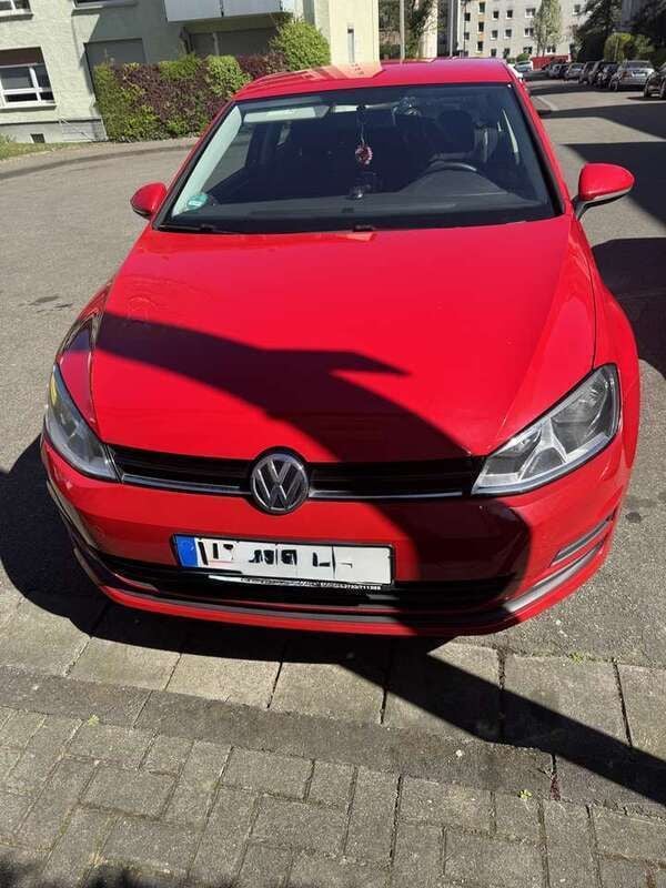 Gebraucht 2025 VW Golf VIII Trendline Limousine | 7.500 € - Bild 1/4
