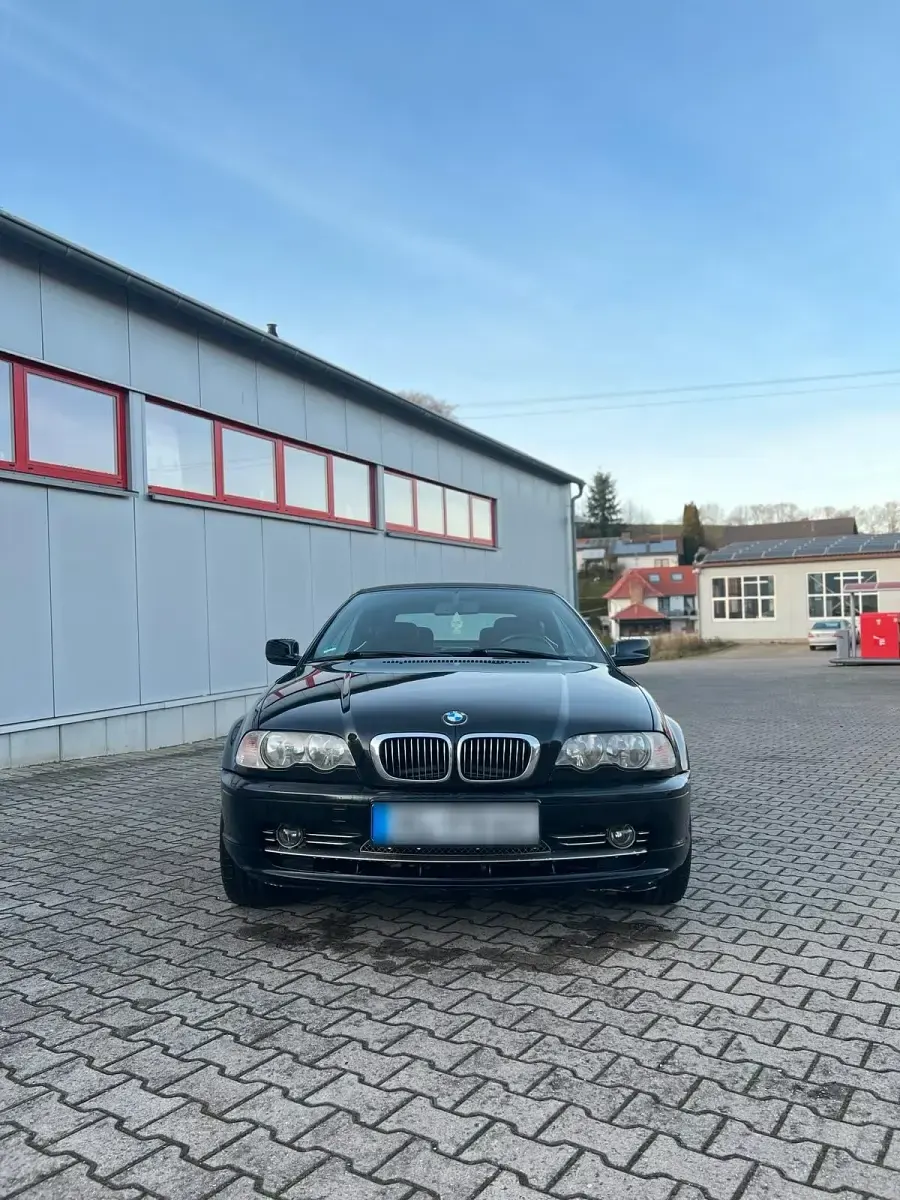 Occasion BMW 330 Cabriolet 231 ch (169 kW) 2001 Noir Cabriolet