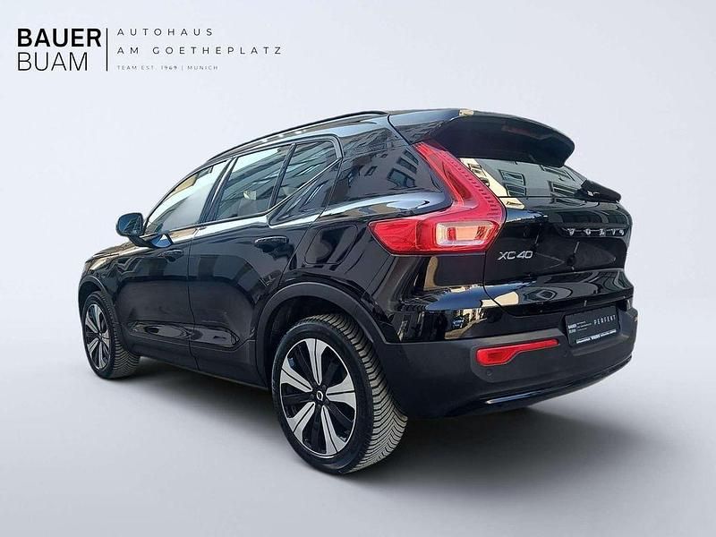 Gebraucht Volvo XC40 Plus 169 kW (231 PS) 2022 Black stone SUV