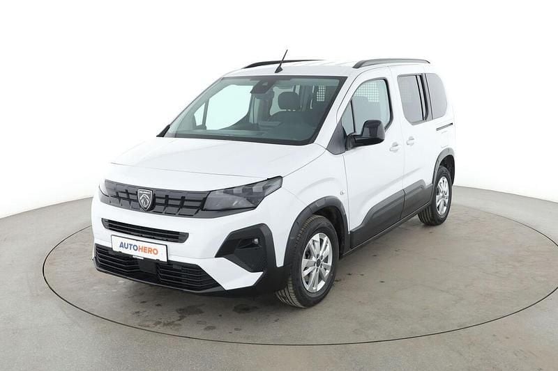 Gebraucht Peugeot Rifter Allure 131 PS (96 kW) 2025 Weiß Van / Kleinbus