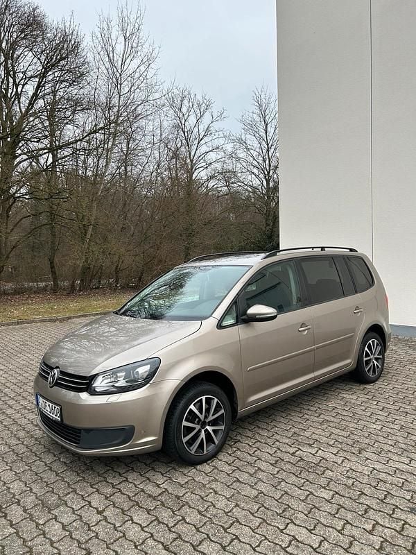 Gelb Gebraucht 2014 VW Touran Van / Kleinbus | 6.200 € (Superpreis) - Bild 1/4