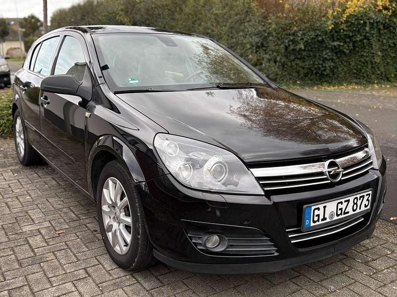 Gebraucht Opel Astra 125 PS (91 kW) 2005 Schwarz Limousine