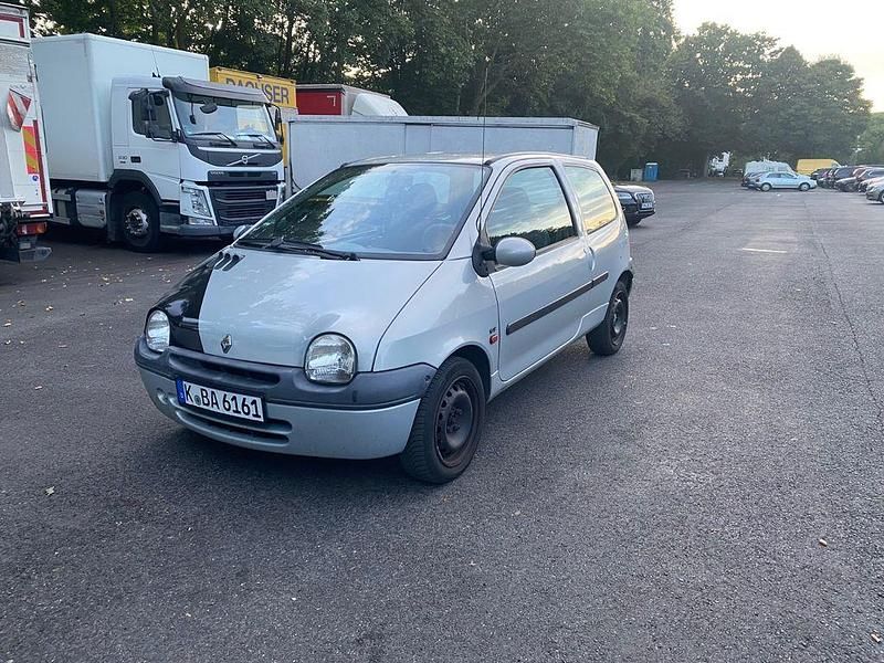 Gebraucht Renault Twingo 75 PS (55 kW) 2001 Grau Kleinwagen