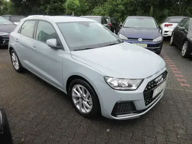 Gebraucht Audi A1 Sportback Advanced Plus 116 PS (85 kW) 2024 Pfeilgrau (metallic) Kleinwagen