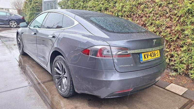 Gebraucht Tesla Model S 235 kW (320 PS) 2016 Grau Kleinwagen