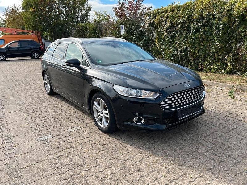Schwarz Gebraucht 2018 Ford Mondeo Kombi | 8.500 € (Superpreis) - Bild 1/4