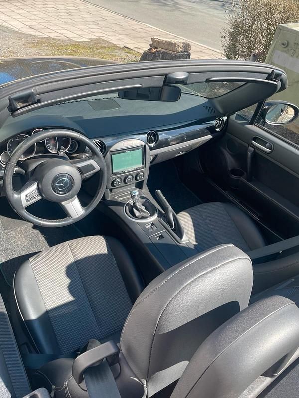 Gebraucht Mazda MX5 126 PS (92 kW) 2007 Grün Cabrio
