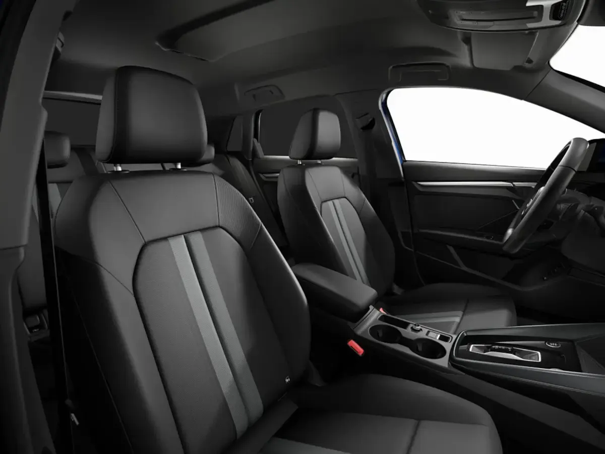 Gebraucht Audi A3 e-tron Ambiente 204 PS (150 kW) 2026 Navarrablau metallic Kleinwagen