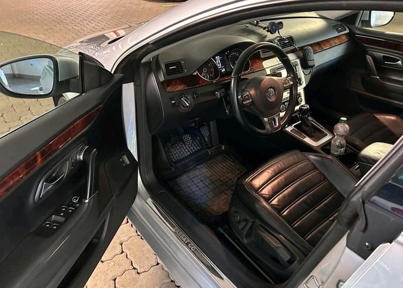 Gebraucht VW Passat 160 PS (117 kW) 2008 Grün Coupé