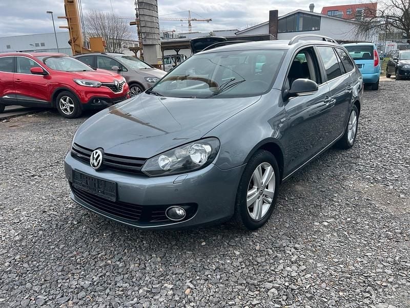 Gebraucht VW Golf VII Match 122 PS (89 kW) 2013 Grau Kombi
