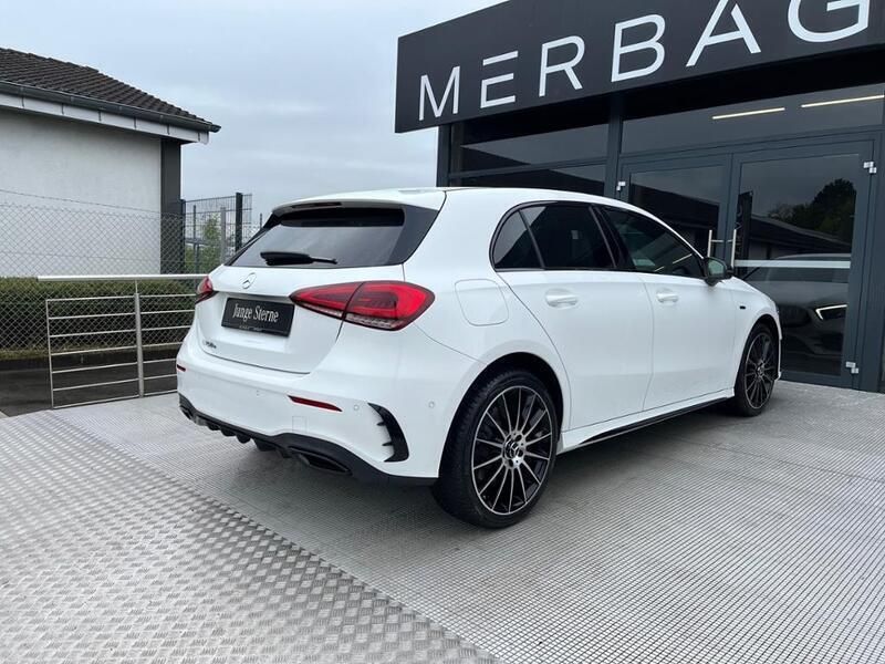 Gebraucht Mercedes A250 AMG line 160 PS (117 kW) 2021 Weiß Limousine