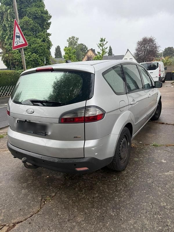 Silber Gebraucht 2008 Ford S-MAX S Van / Kleinbus | 1.400 € (Superpreis) - Bild 1/4