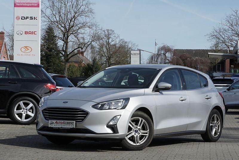 Gebraucht Ford Focus Cool & Connect 101 PS (74 kW) 2021 Silber Limousine