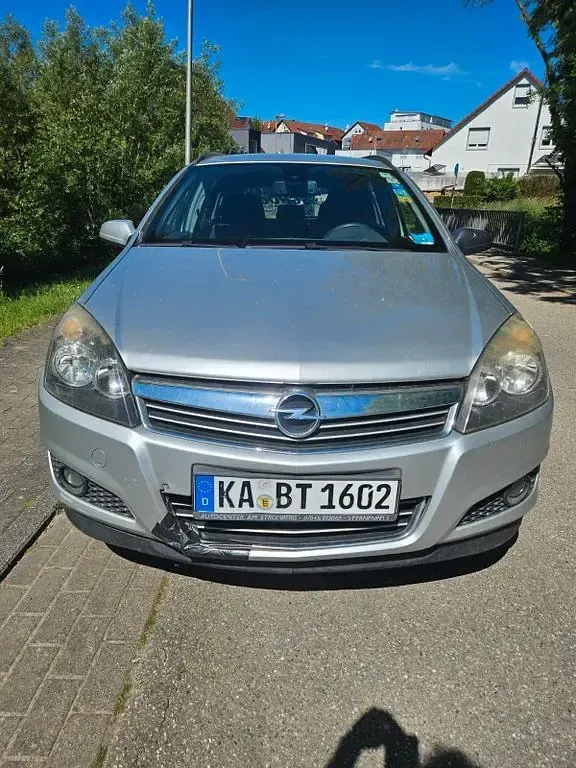 Brugt Opel Astra 116 HK (85 kW) 2008 Sølv Sedan
