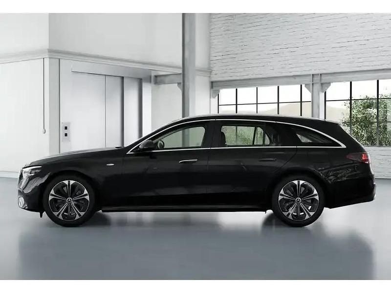 Gebraucht Mercedes E300 197 PS (144 kW) 2025 Schwarz metalliclack obsidianschwarz Kombi