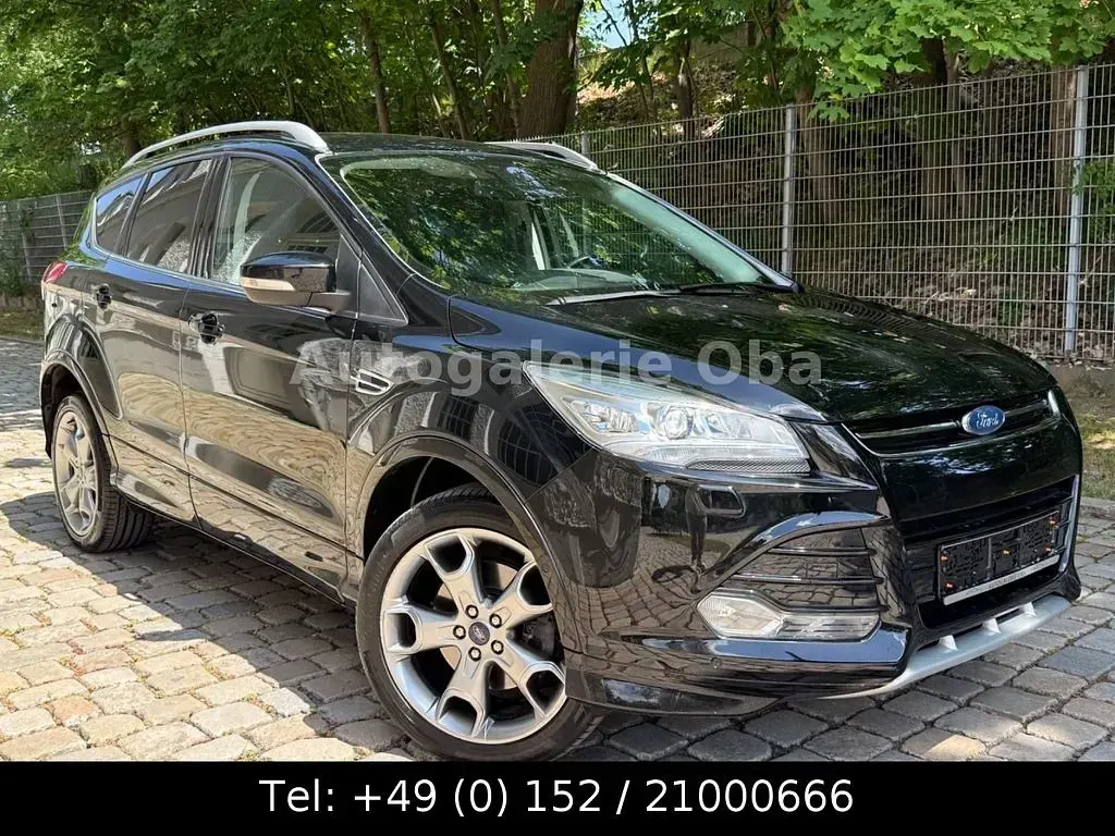 Gebraucht Ford Kuga 179 PS (131 kW) 2016 Schwarz SUV