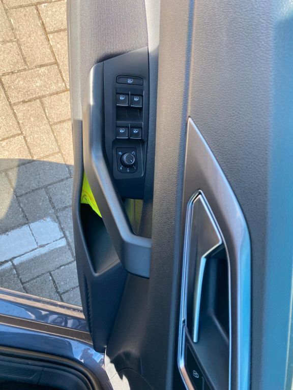 Gebraucht VW Polo Style 95 PS (69 kW) 2025 Grau Limousine