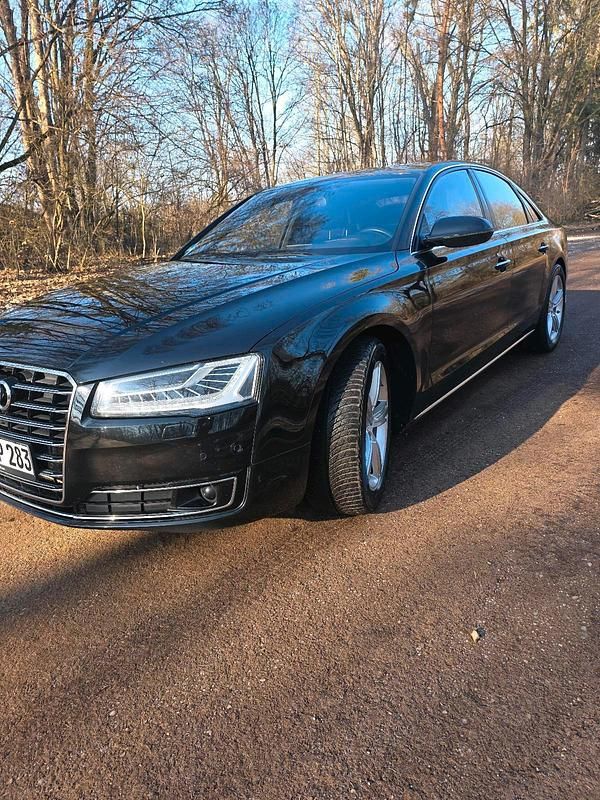 Gebraucht Audi A8 258 PS (189 kW) 2014 Schwarz Limousine