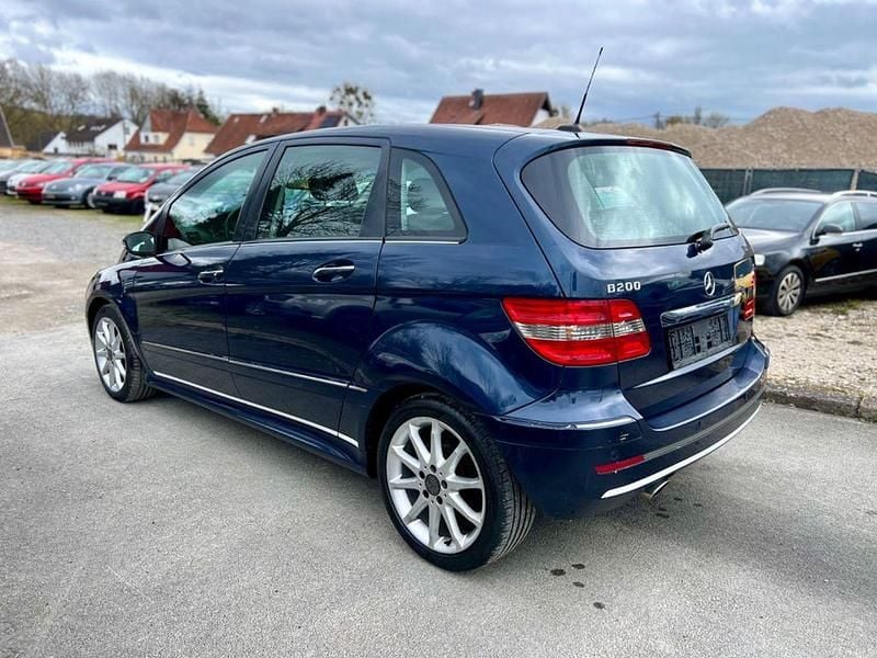 Gebraucht Mercedes B200 136 PS (100 kW) 2008 Blau Van / Kleinbus