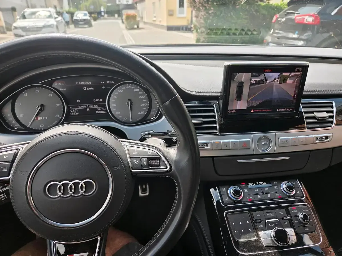 Gebraucht Audi S8 519 PS (381 kW) 2013 Schwarz Limousine