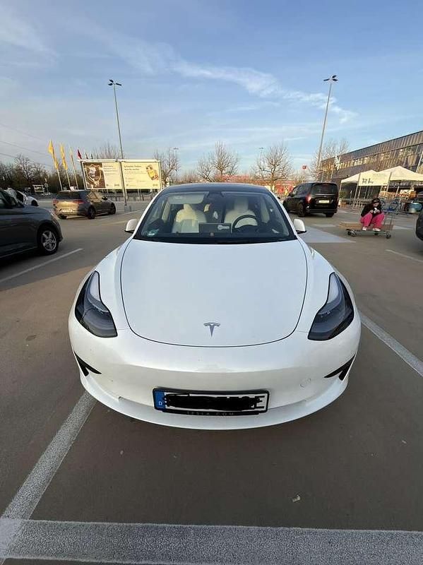 Occasion Tesla Model 3 Standard Range Plus 225 kW (306 ch) 2022 Berline
