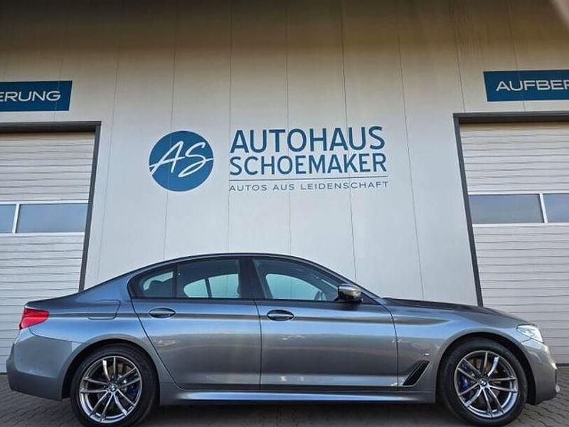 Gebraucht BMW 530e M Sport 252 PS (185 kW) 2020 Blau Limousine