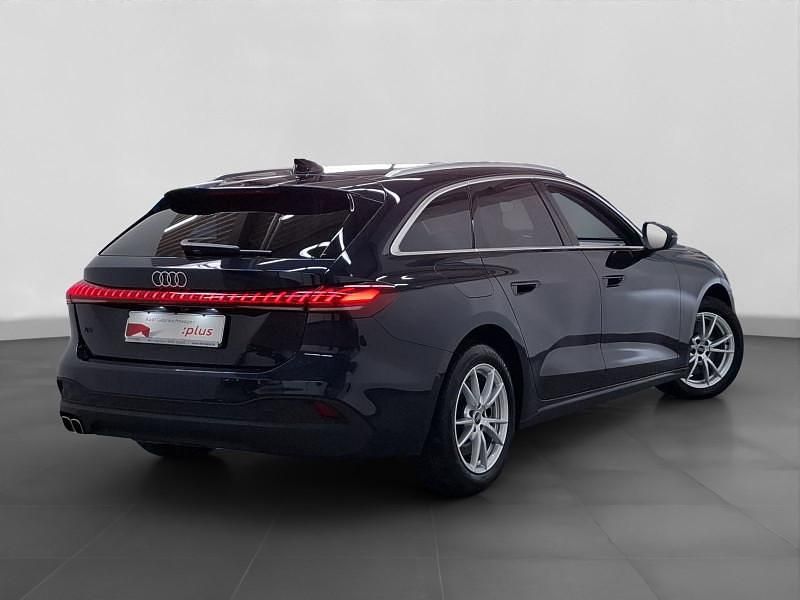 Gebraucht Audi A5 Comfort 204 PS (150 kW) 2025 Blau Kombi