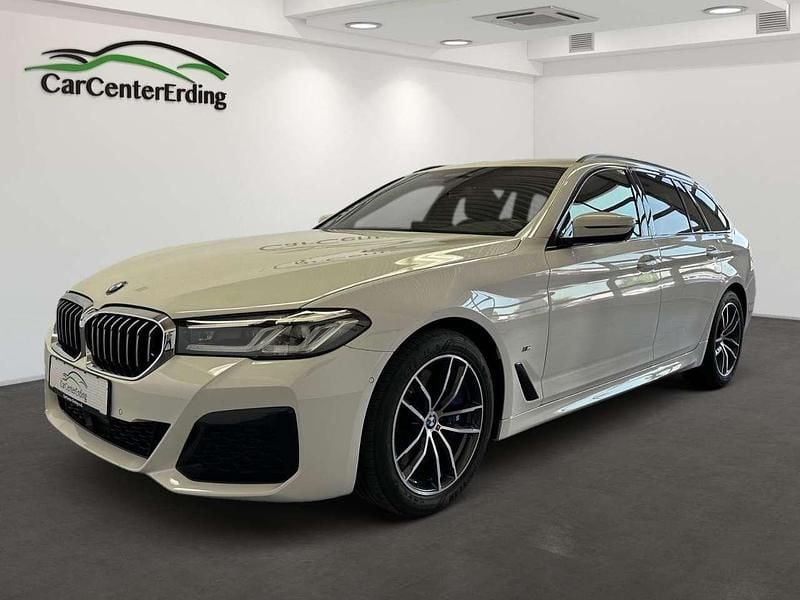 Alpinweiss 3 Gebraucht 2021 BMW 540 M Sport Kombi | 36.990 € (Superpreis) - Bild 1/4