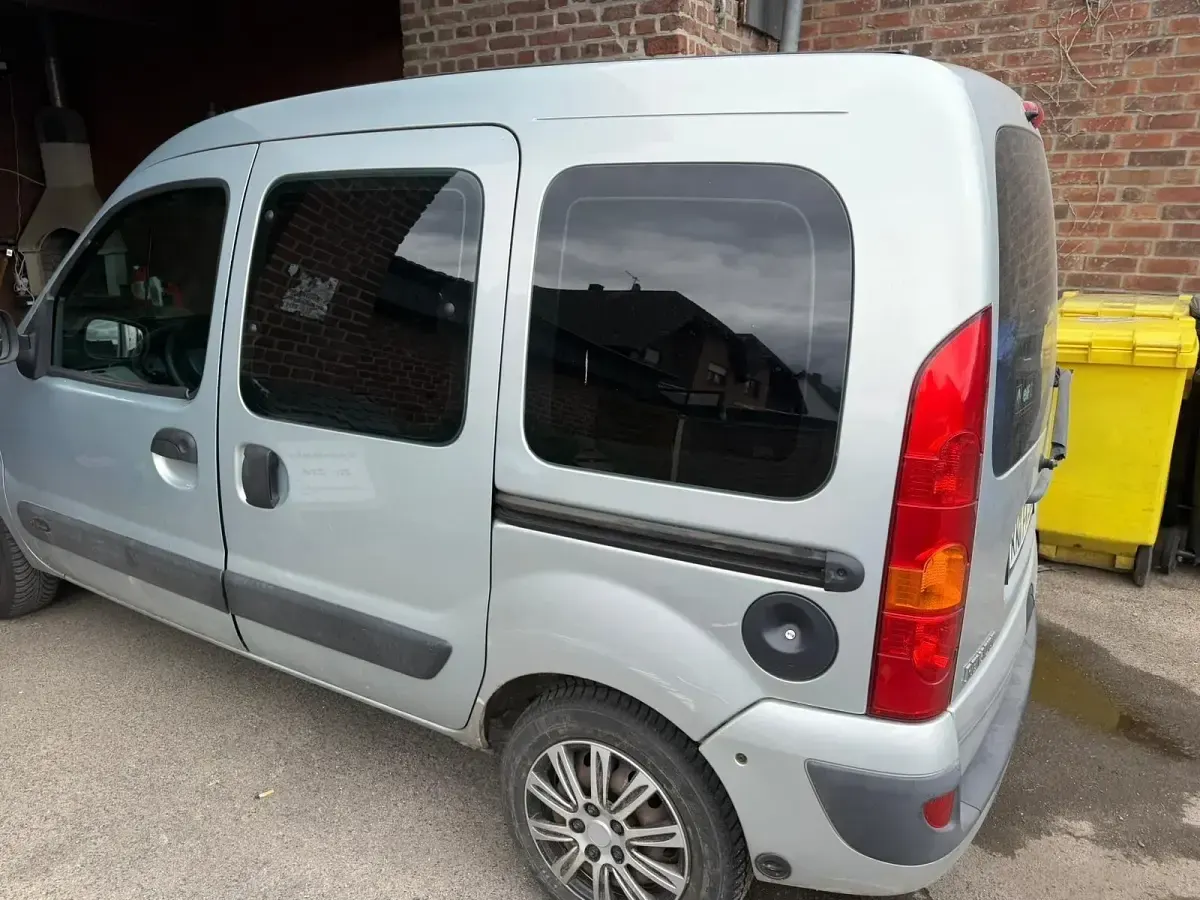 Brugt Renault Kangoo 75 HK (55 kW) 2004 Grå MPV