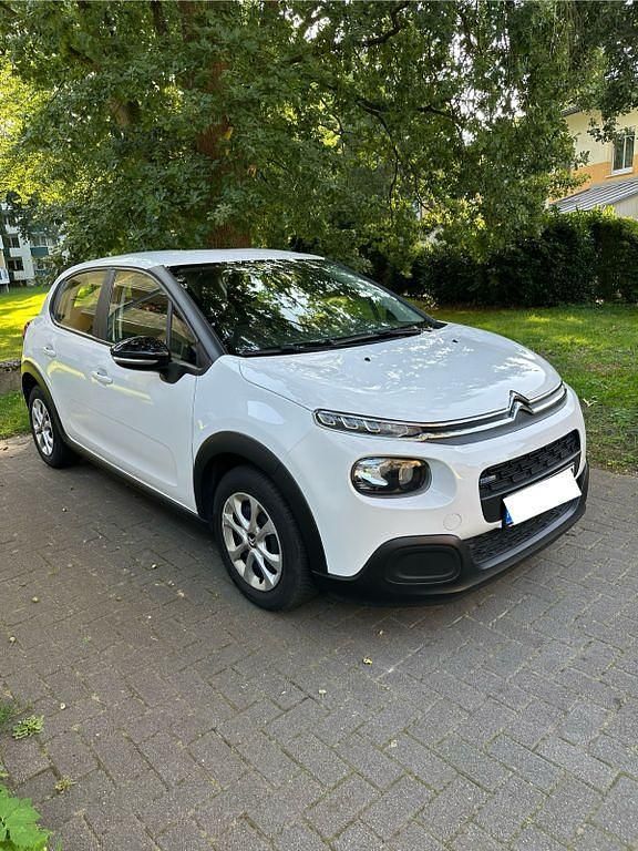 Weiß Gebraucht 2020 Citroën C3 Feel Kleinwagen | 8.100 € (Superpreis) - Bild 1/4