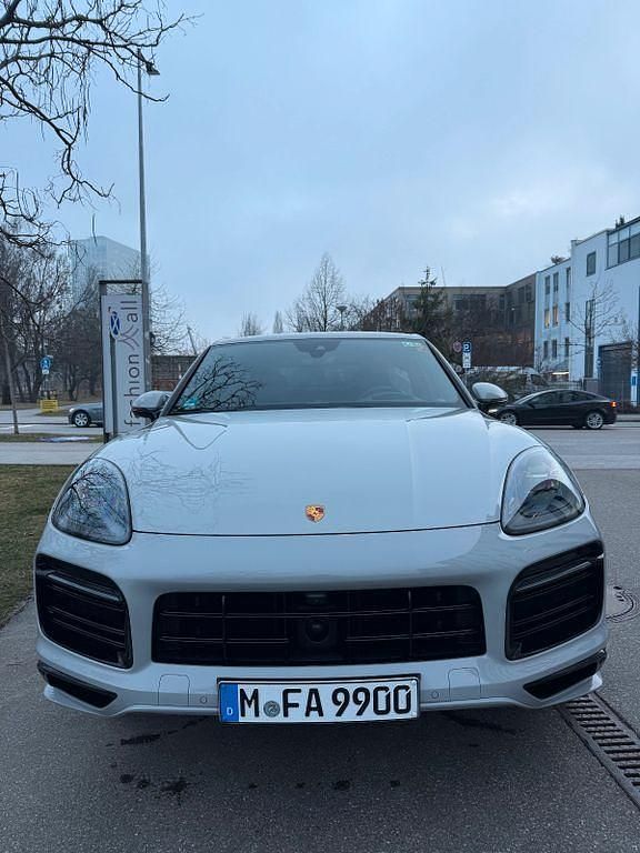Gebraucht Porsche Cayenne 460 PS (338 kW) 2023 Beige SUV