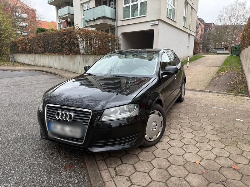 Schwarz Gebraucht 2010 Audi A3 Sportback Kleinwagen | 3.799 € (Superpreis) - Bild 1/4