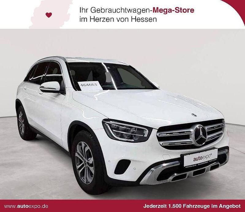 Weiß Gebraucht 2021 Mercedes GLC220 SUV | 27.689 € (Fairer Preis) - Bild 1/4
