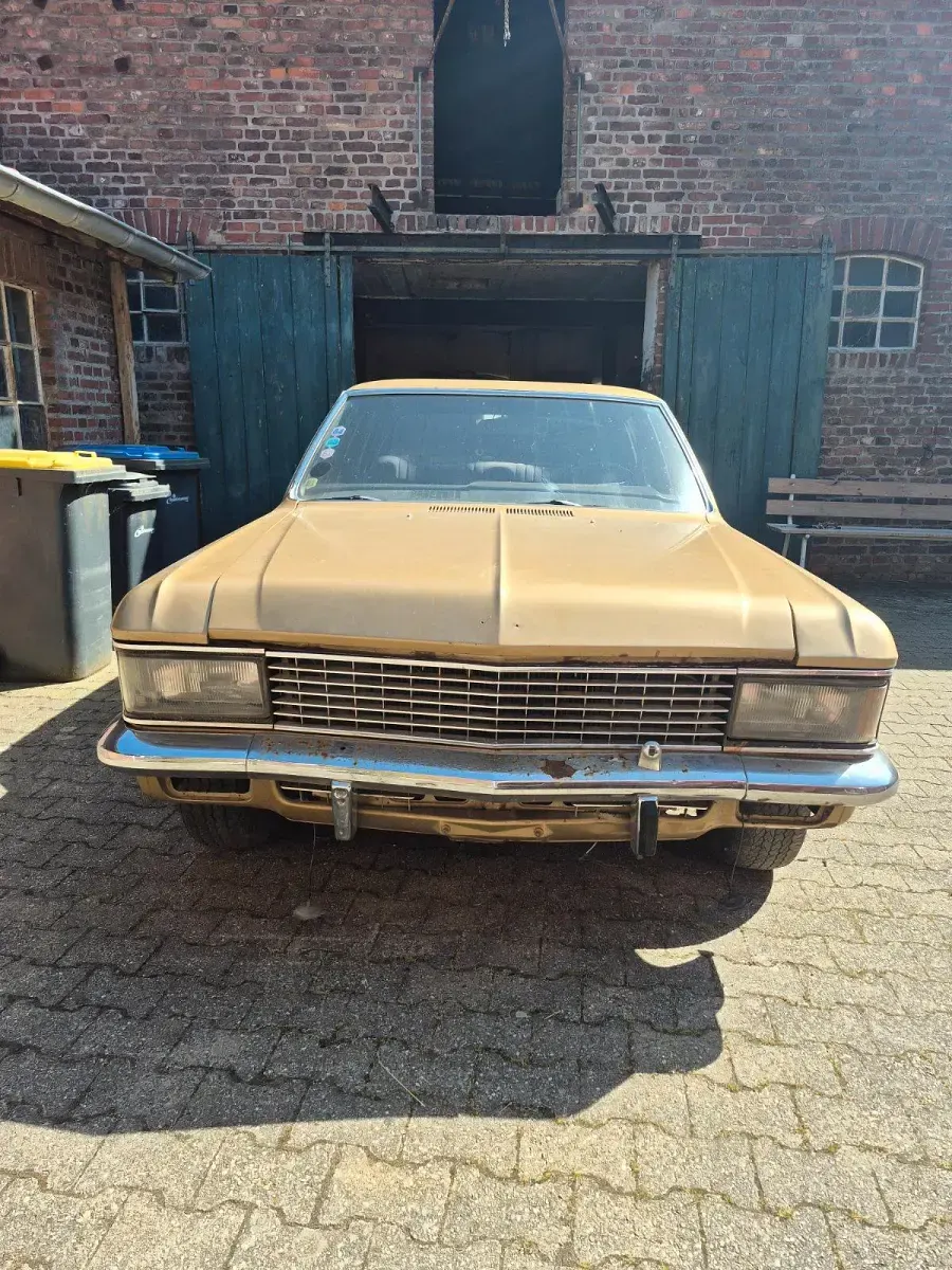Gebraucht Opel Admiral S 1971 Gold Limousine