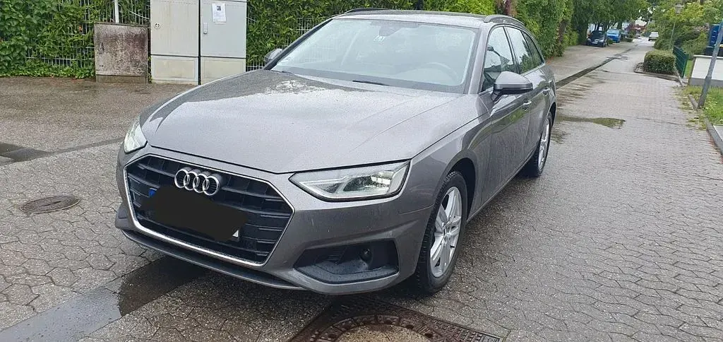Gebraucht Audi A4 163 PS (119 kW) 2020 Grau Limousine
