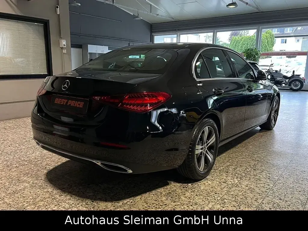 Gebraucht Mercedes C220 197 PS (144 kW) 2023 Schwarz Limousine