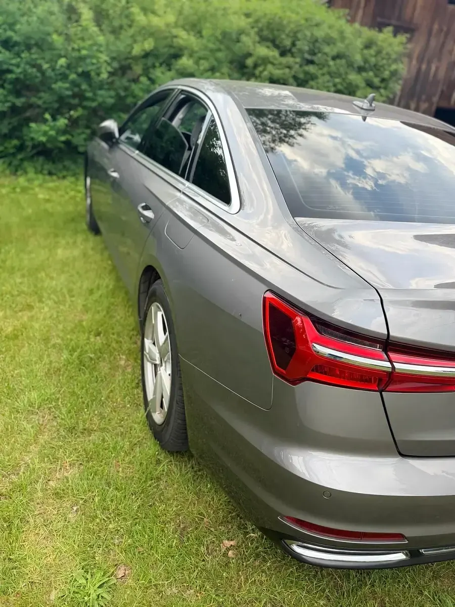 Gebraucht Audi A6 Comfort 299 PS (219 kW) 2020 Grau Limousine