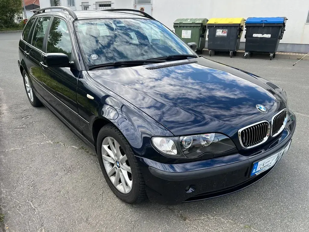 Gebraucht BMW 320 Exclusive 170 PS (125 kW) 2004 Blau Kombi