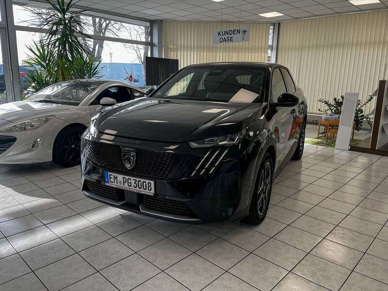 Perlaneraschwarz Gebraucht 2024 Peugeot 3008 Allure SUV | 33.990 € (Fairer Preis) - Bild 1/4