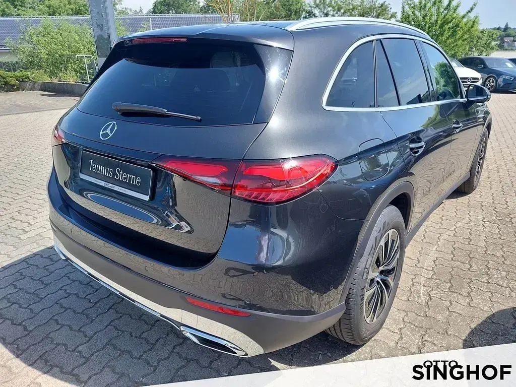 Gebraucht Mercedes GLC220 197 PS (144 kW) 2025 Grau SUV