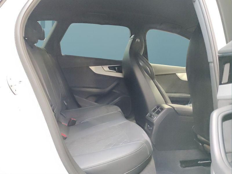 Gebraucht Audi A4 204 PS (150 kW) 2024 Grau Kombi